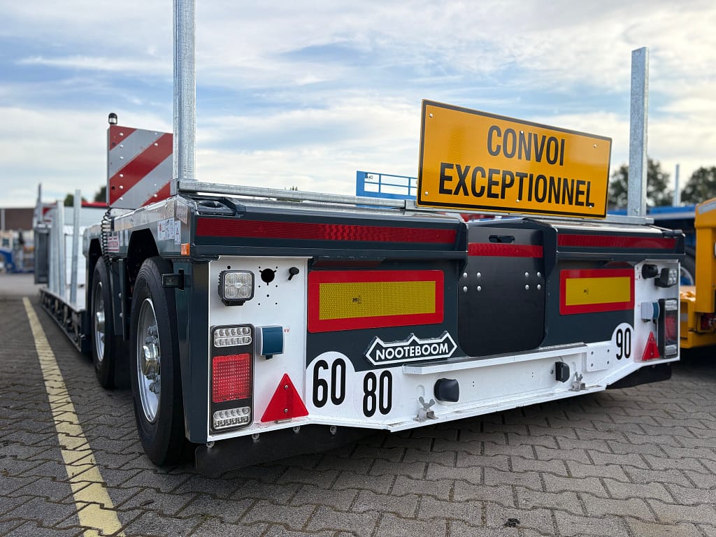 Une nouvelle remorque extra-surbaissée Nooteboom pour les Transports JOIGNEAUX