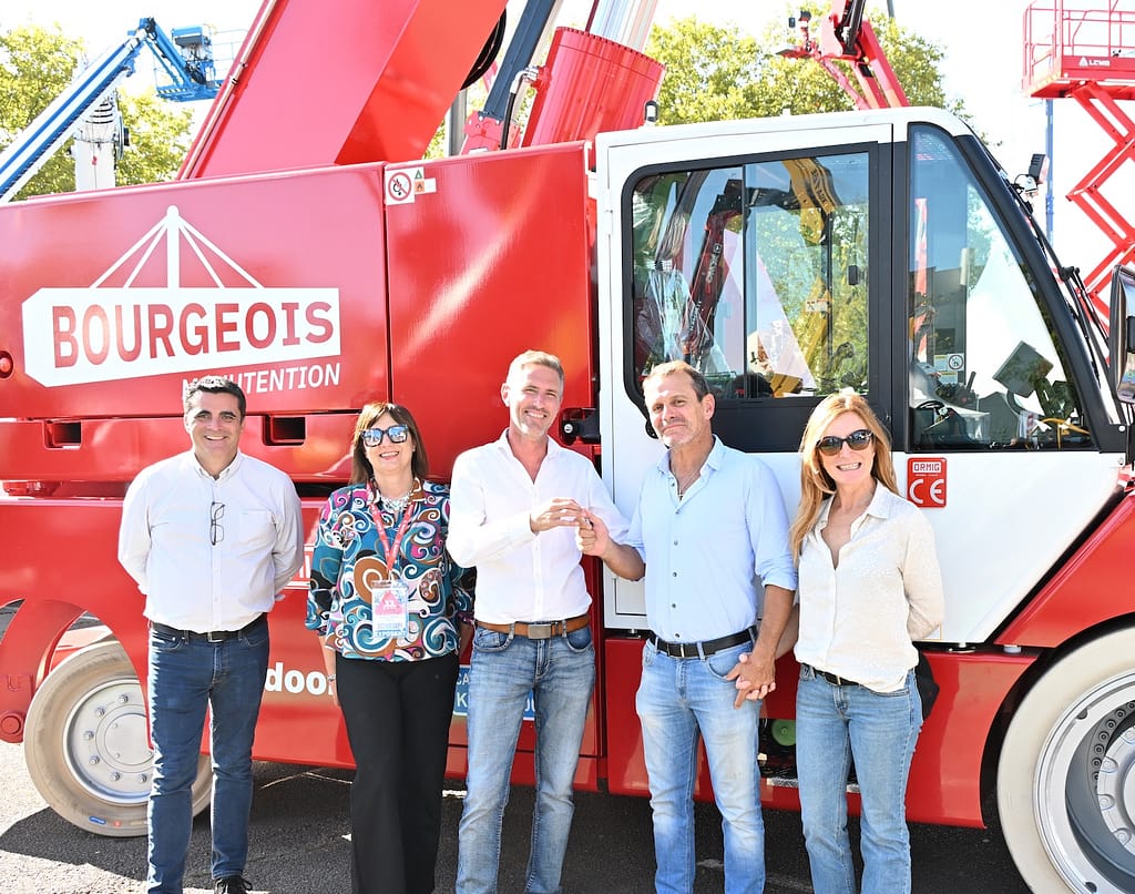 Bourgeois Manutention renforce sa flotte avec la grue électrique XXL ORMIG 100iE au JDL 2025