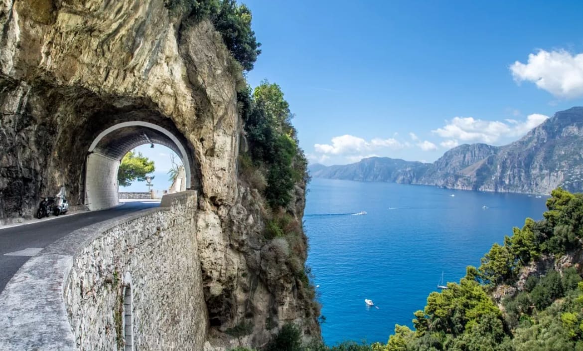 Socotec grandit en Italie