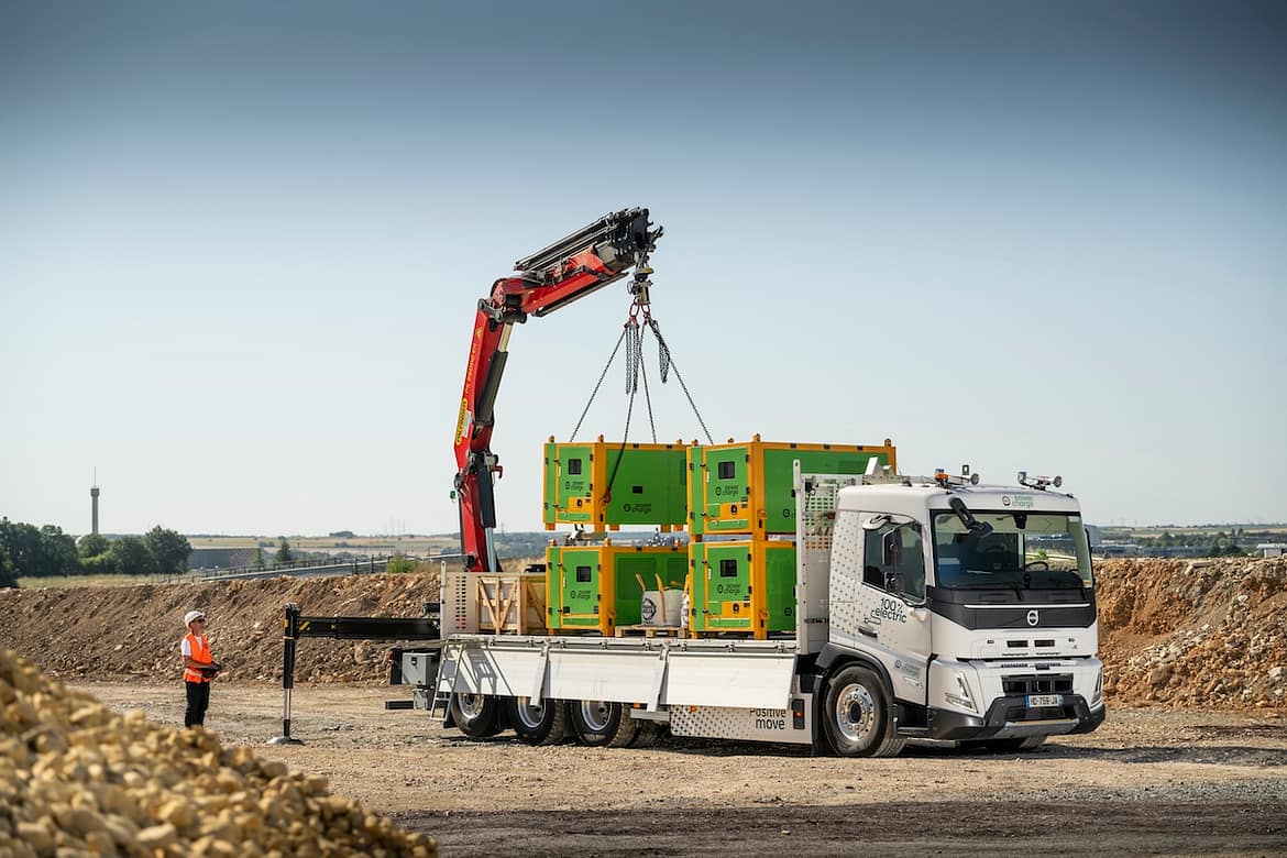 Locaroute mise sur l’électrique avec Volvo et EDF