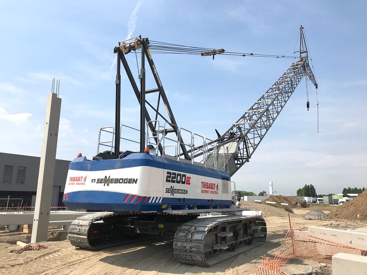 Une nouvelle grue treillis Sennebogen mobilisée à Lesquin