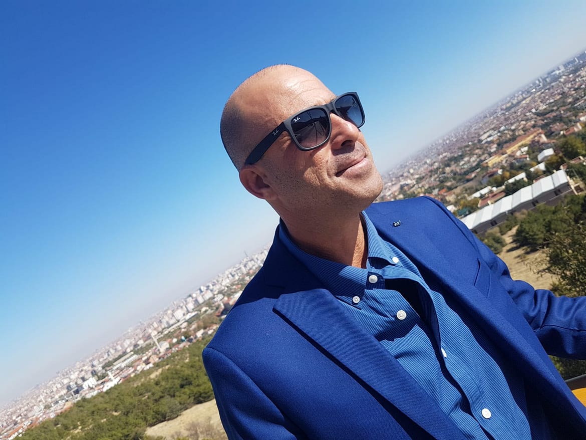 Klubb s’implante en Israël