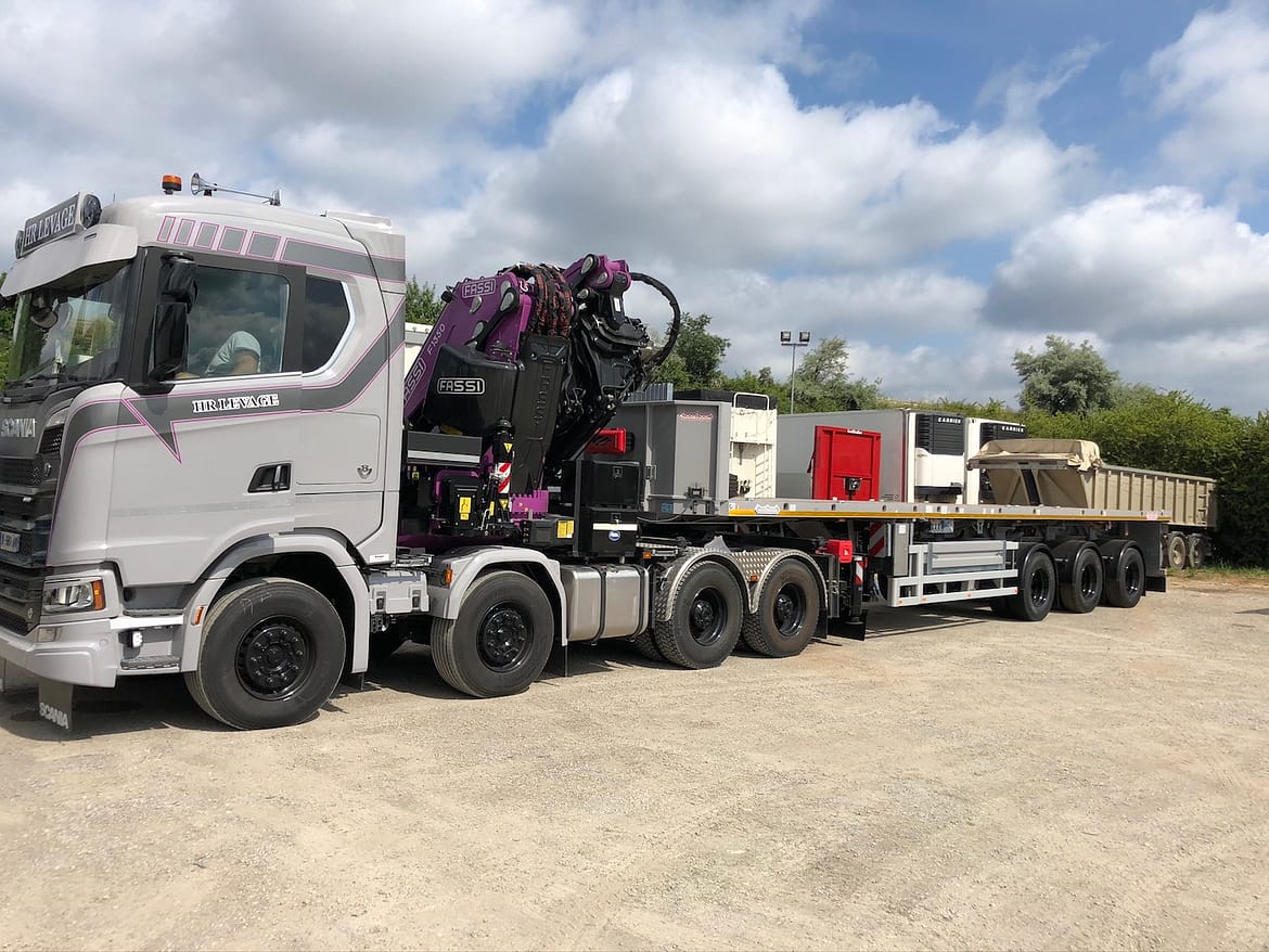 HR Levage complète son parc