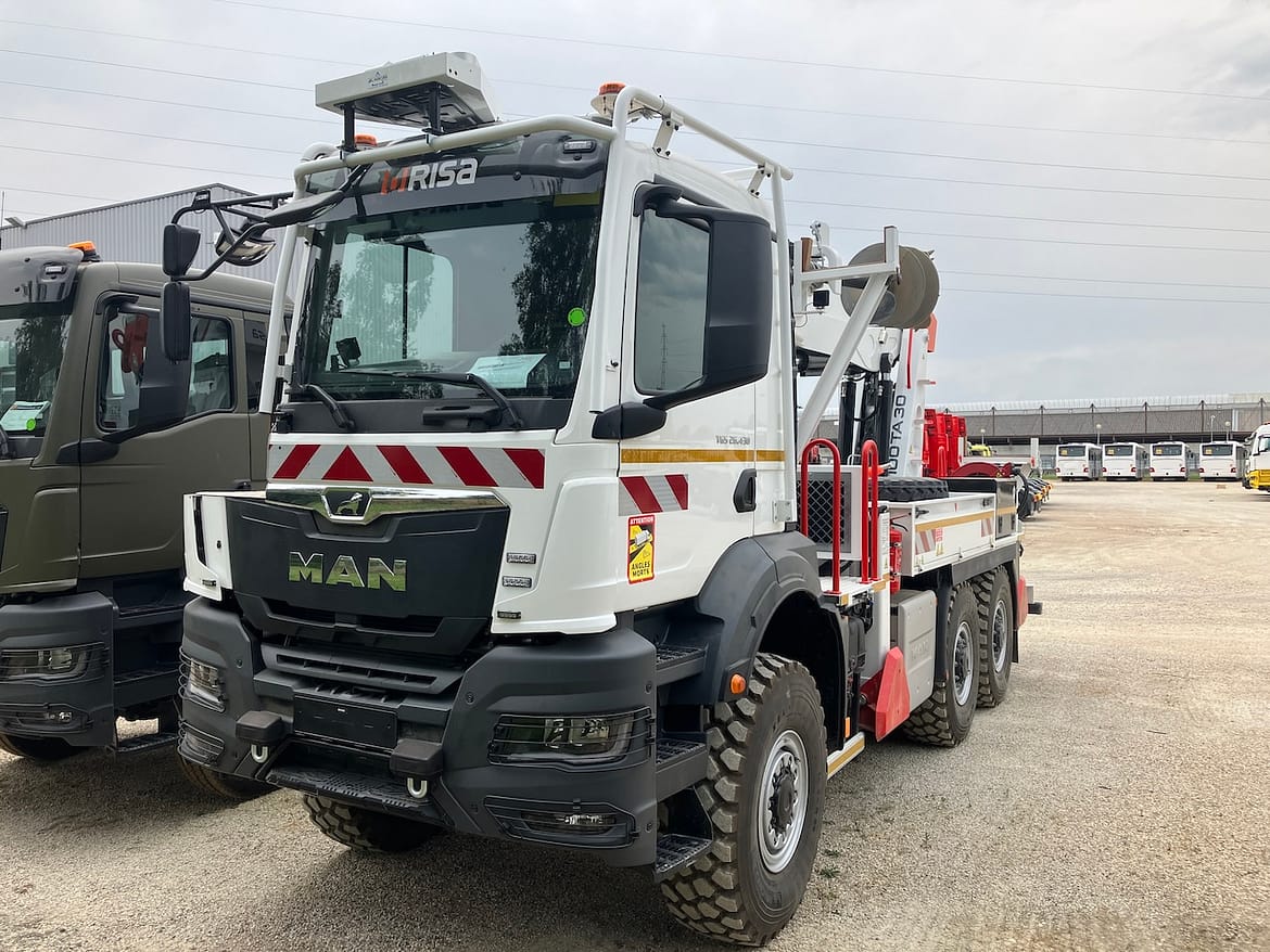 Deux MAN très spéciaux pour la société Sorapel