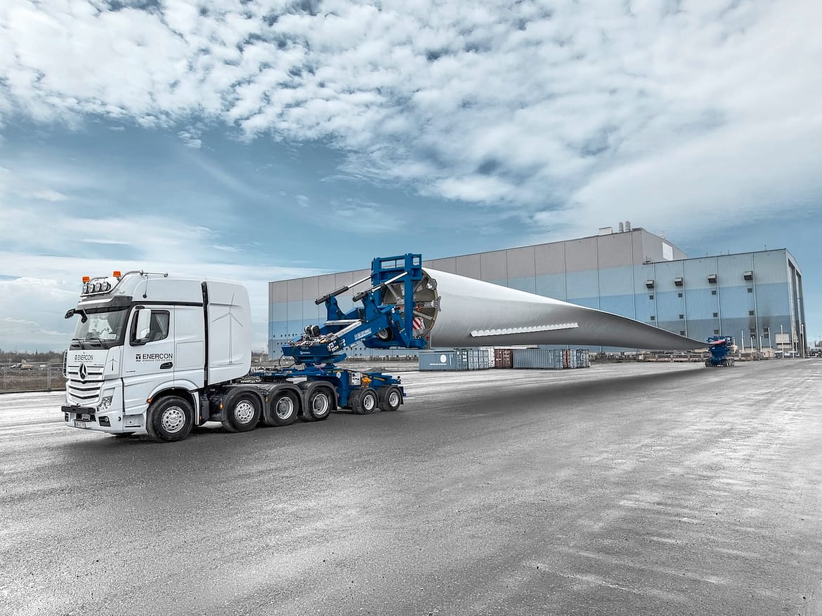 Enercon Logistics acquiert trois systèmes TII Scheuerle pour le transport de pales 