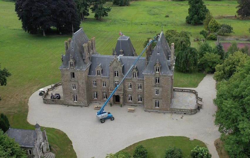 Rénovation de château pour une nacelle Genie !